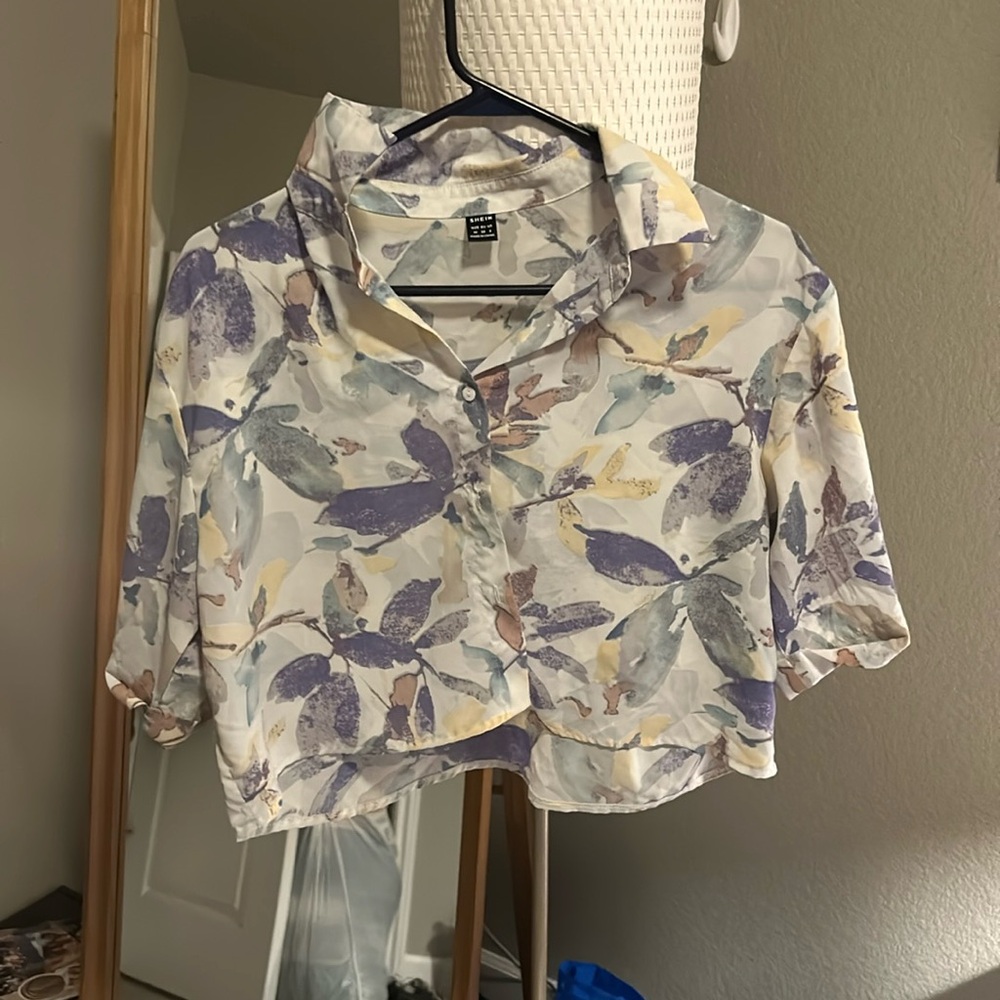 Cropped button up